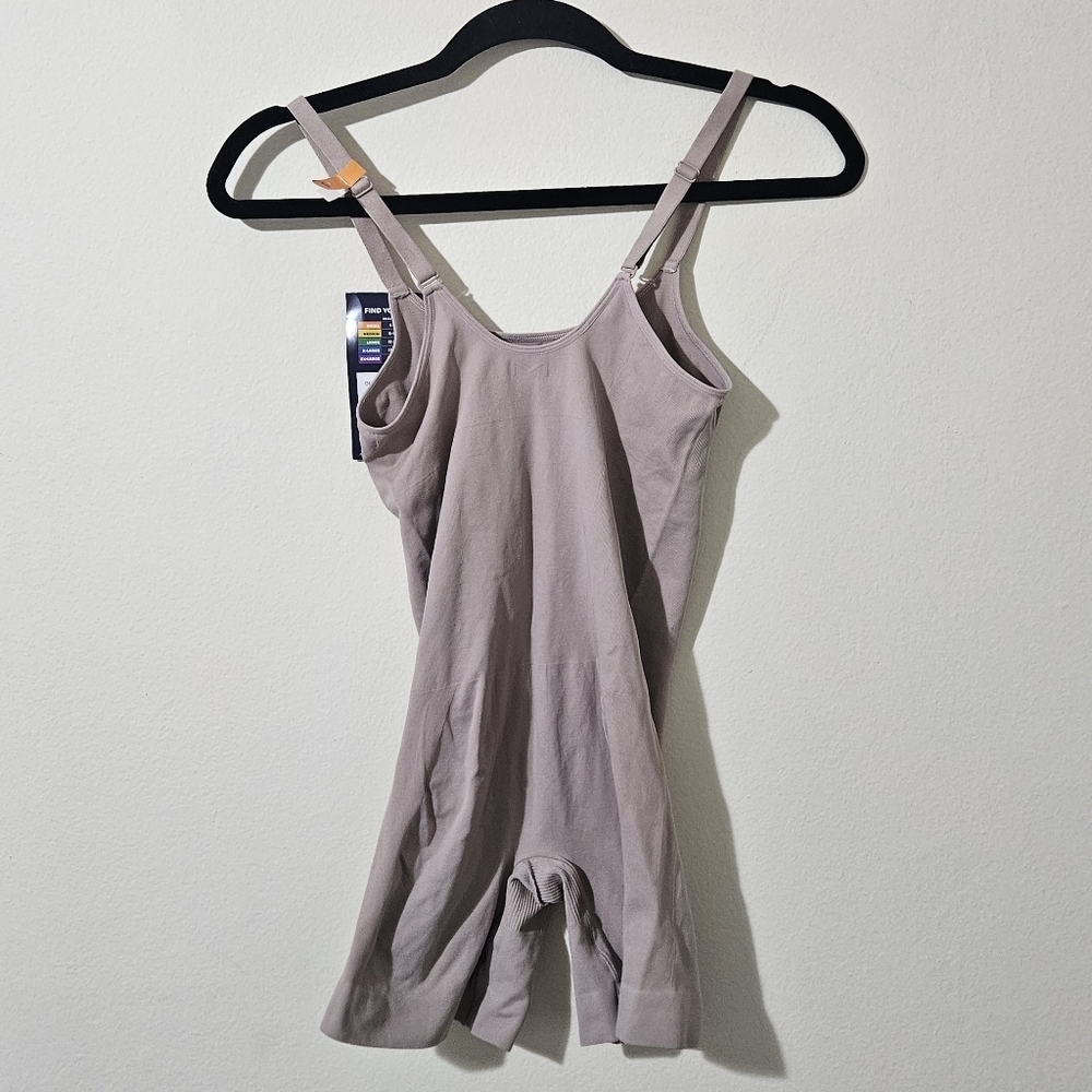 Maidenform Seamless Romper - Picture 2 of 4
